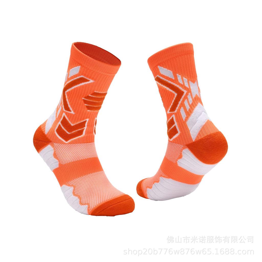 Thickened Mid-Calf Sports Socks: Adult & Youth, Sweat-Absorbent & Breathable for Soccer & Basketball