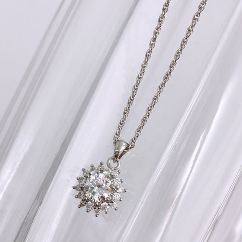 Ozel Silver925 Moissanite 1CT Halo Setting Necklace PS150N