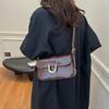 Underarm bag women's summer retro new versatile shoulder messenger bag high-end fashion small square bag