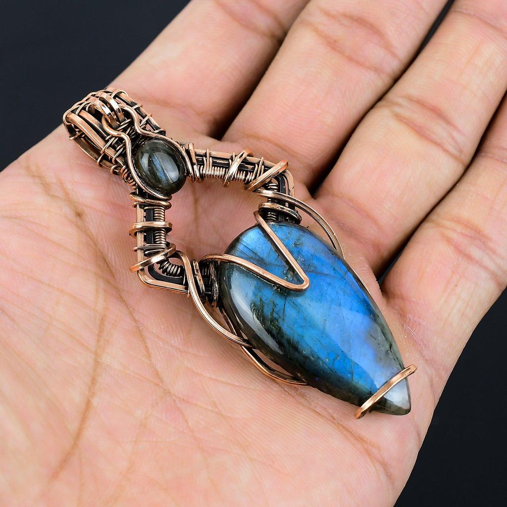 Lavish Labradorite Gemstone Pure Copper Wire Wrapped Handmade Pendant Jewelry