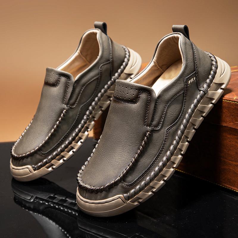 Men's Spring/Autumn Fashionable Slip-On Leather Shoes, Hand-Stitched, Large Size Casual Low-Top.