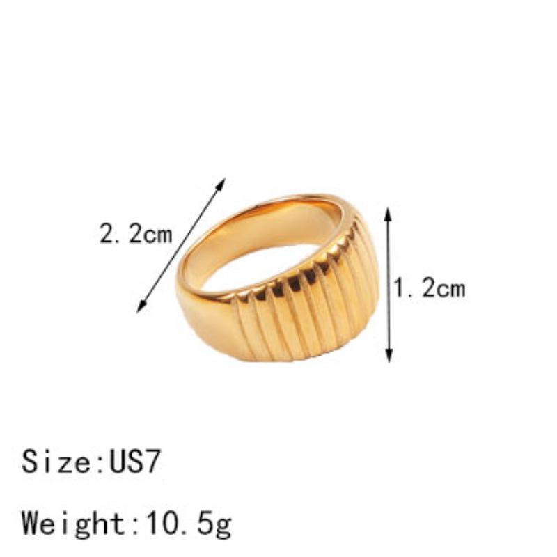 

Vintage Geometric Stainless Steel Rings & Hammered Texture Earrings 57MM circumference - US8