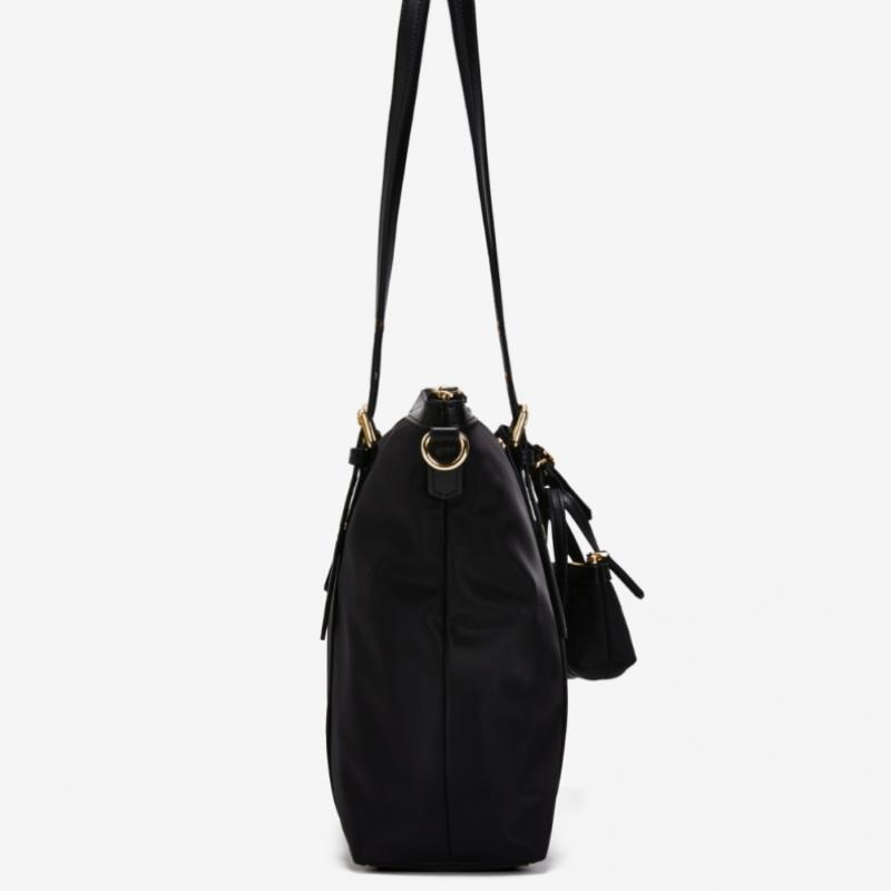 ESquire Collection Women S Recent Nylon Lightweight Shoulder Bag Black