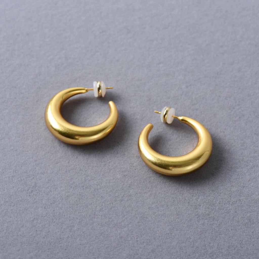 Simple And Fashionable Personalized Smooth C-Shaped Earrings S925 Silver Needle Earrings, Temperament Versatile Commuting Must Enter Earrings