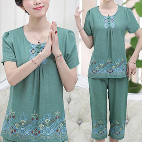 2 Pcs/Set Women T-shirt Pants Set Flower Print Round Neck Short Sleeves Elastic Waist Wide Leg Sleeping Loose Button Decor Plus Size Mom Nighty