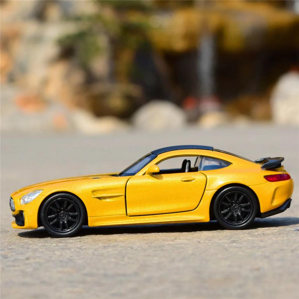 Welly 1/36 Mercedes-Benz AMG GT R Alloy Sports Car Model Diecast Metal Toy Vehicle Car Model Simulation Collection Children Gift