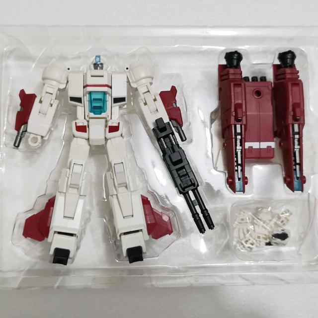 

Transformation Playthings TNT01 Jetfire Skyfire Spacecraft Space Guardian Deformation Robot Car Action Figure Alloy Anime Model Present