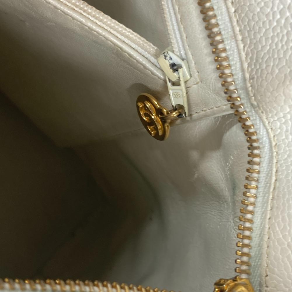 CHANEL A01804  Quilted Matelasse CC CC Mark Reissue Tote Shoulder Bag Tote Bag