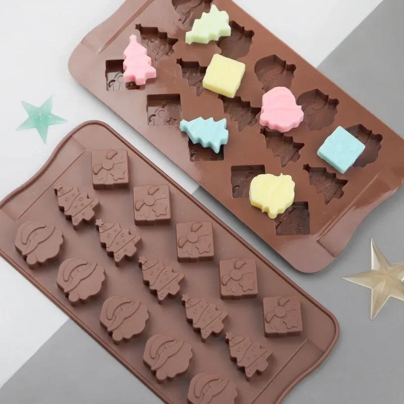 Christmas Chocolate Mould Santa Claus Gift Box Christmas Tree Silicone Mold DIY Chocolate Fondant Child Candy Dessert Molds