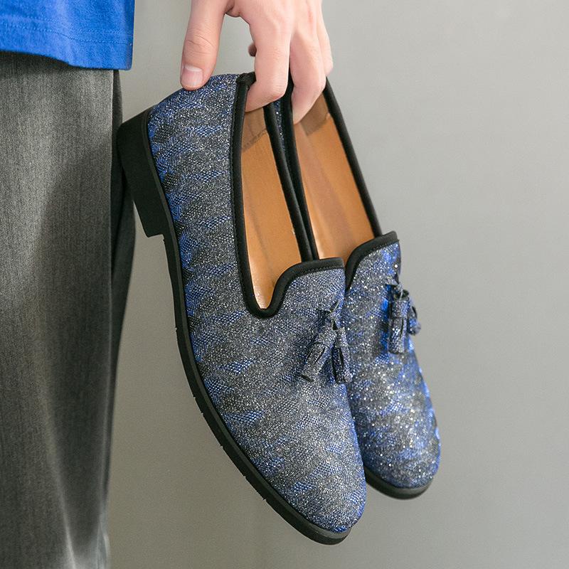 

Spring and summer breathable men s shoes bright leather casual fashion large size one pedal Doudou shoes 38 синій
