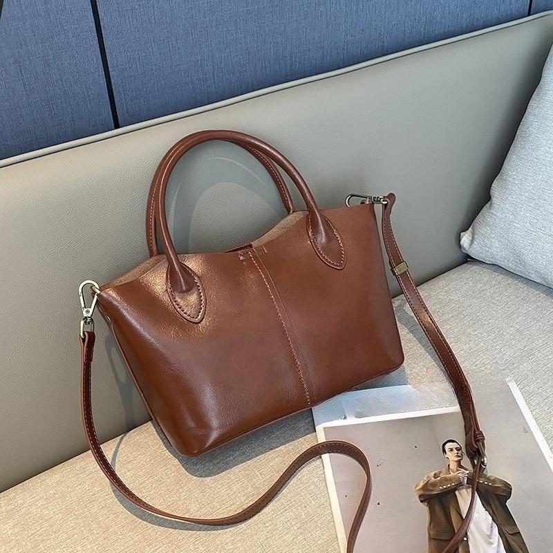 

A Versatile Women s Crossbody Handbag, A Large-capacity Single-shoulder Tote Bag Made of Genuine Leather One Size