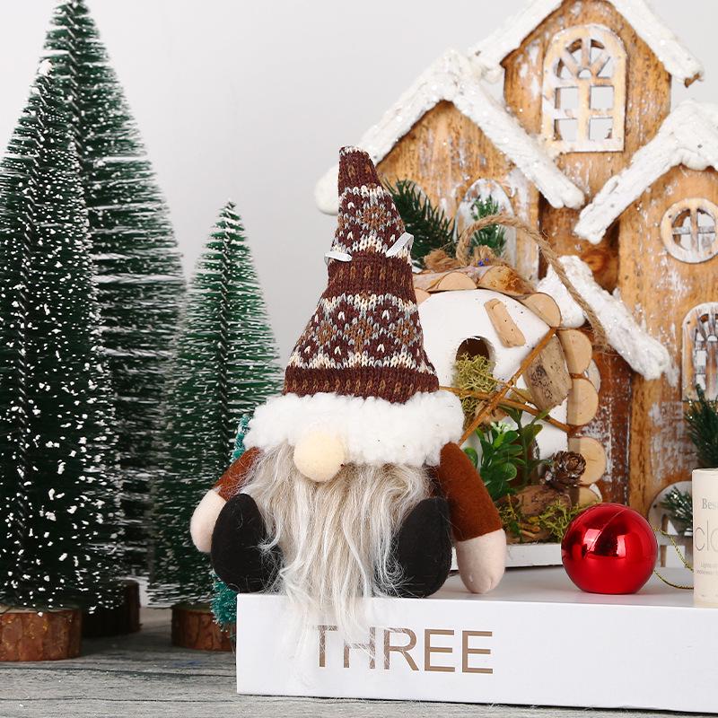 Knitted Santa Hat and Forest-themed Christmas Tree Ornament коричневый