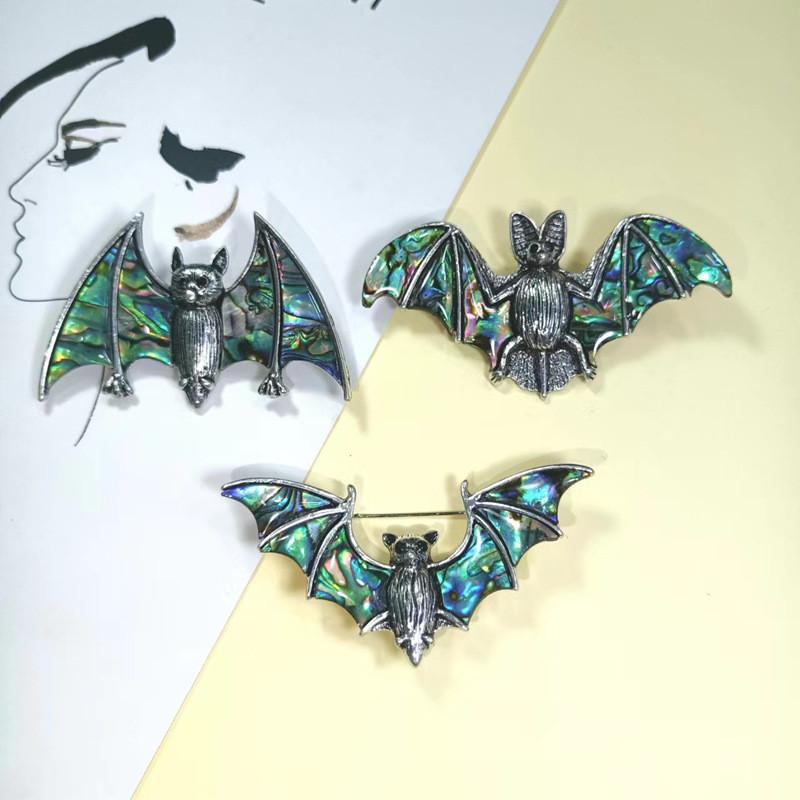 Vintage Silver Shell Bat Brooch Pendant With Animal Design For Women And Men