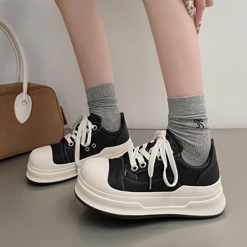 Ugly cute height increase Mickey black and white big head shoes women's spring and autumn new versatile casual sports platform bread shoes