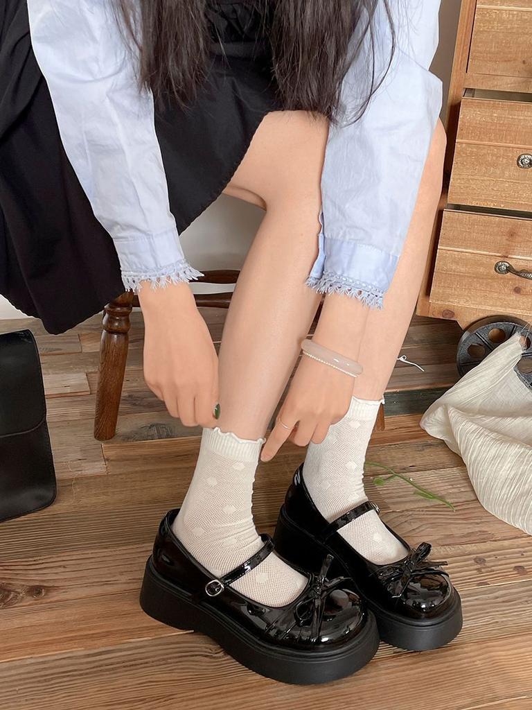 Small Japanese one-word leather shoes 2025 winter new round head bow platform women's shoes increase height fashion Mary Jane