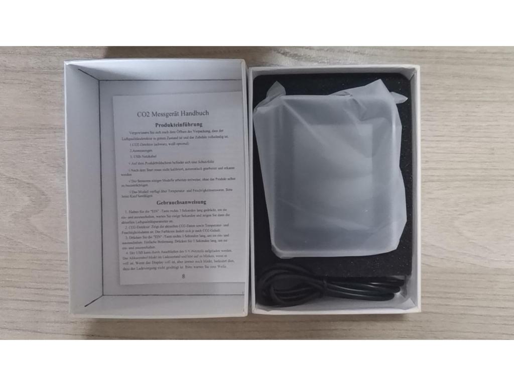 CO2 & TVOC Air Quality Monitor with Thermohygrometer