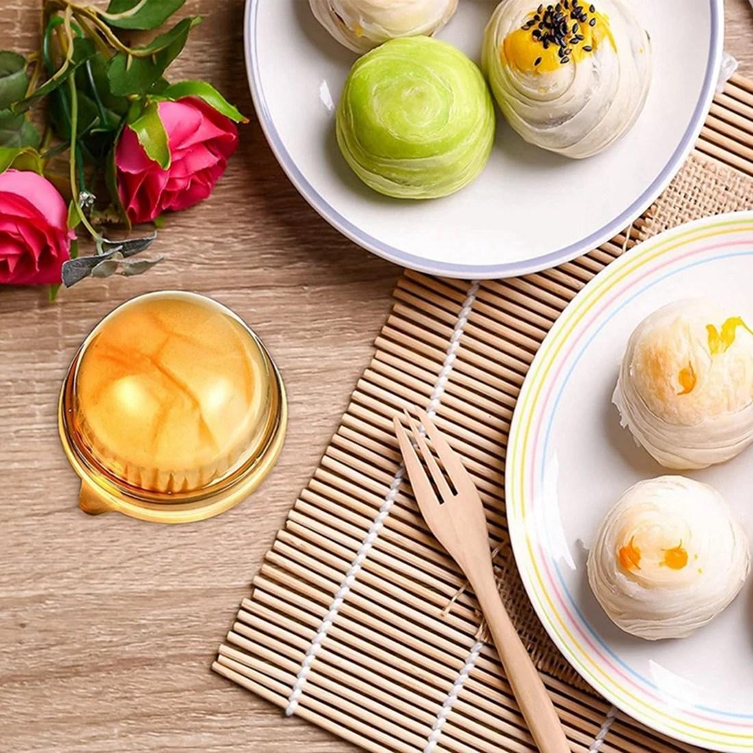 A84X-100Pcs Clear Plastic Mini Cupcake Boxes Muffin Pod Dome Muffin Cake Container Box Individual Cupcake Dessert Container золотой