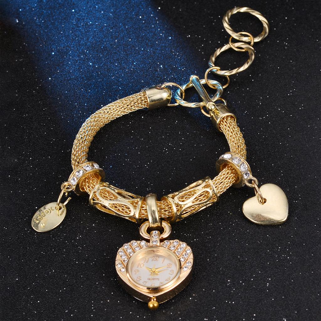 Luxury Rhinestone Heart Dial Women's Watch Fashion Ladies Bracelet Quartz Watches