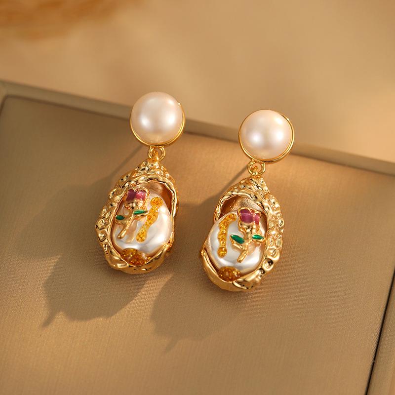 Vintage Oil Painting Baroque Pearl Earrings Rose Garden Antique Floral Stud Earrings Retro Accessories