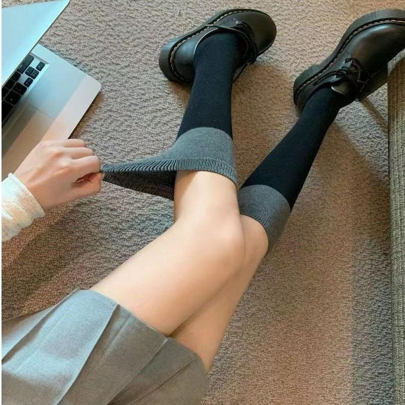 

2025 spring and summer black and gray spliced knee socks jk high tube socks color matching calf socks long tube pressure socks Average size 80-70 kg