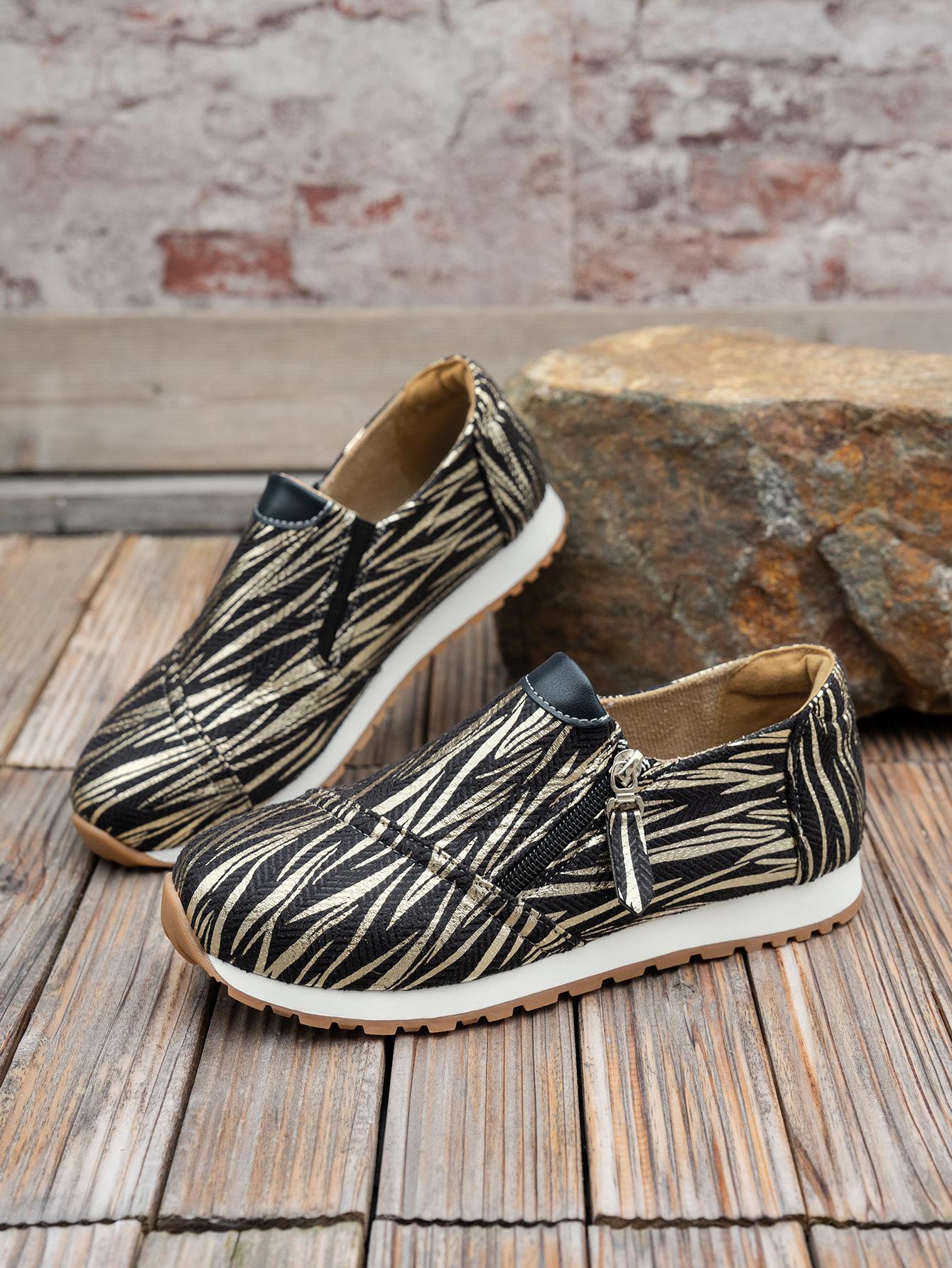 

Повседневные туфли большого размера на низком каблуке 2024 года, весна-осень, европейская и американская обувь, подходящая по цвету, на танкетке, на плоском каблуке 36 чёрный