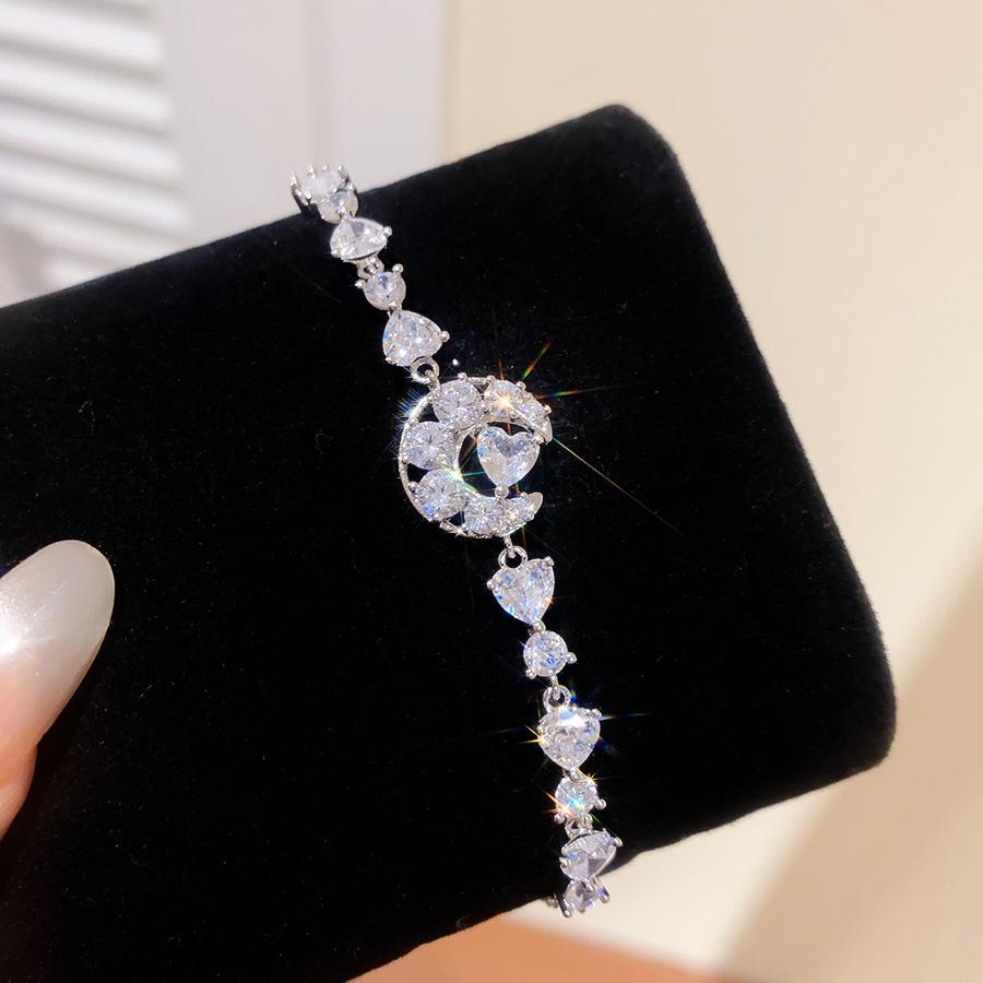 18K Real Gold Plated Premium Zircon Heart Moon Buckle Bracelet Light Luxury Exquisite Super Sparkling Ins Jewelry