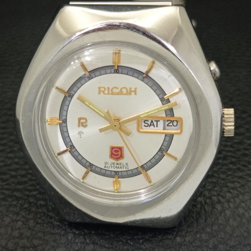 JAPAN VINTAGE RICOH R31 AUTOMATIC MENS SILVER COLOR DIAL WATCH a701919-5 R207-a701919