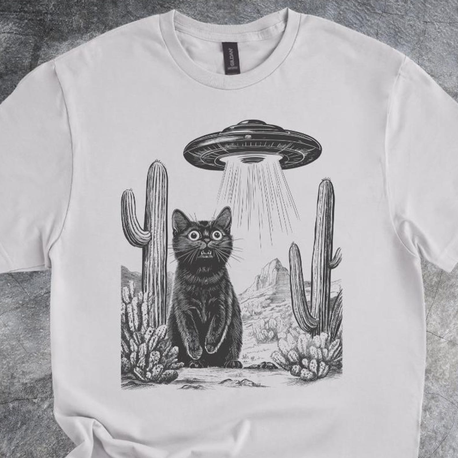 UFO Cat Desert Shirt Cactus Landscape Illustration Tshirt Cotton Style Tee Short Sleeve Gray 100