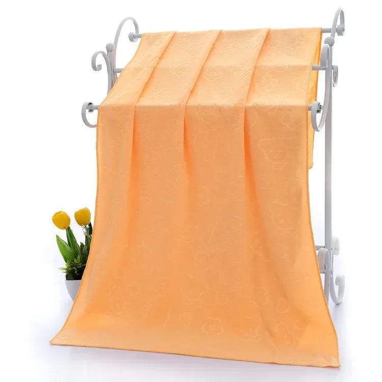 Household Supplies Solidcolor Microfiber Embossed Bear Bath Towel 70*140 Absorbent Thickened Soft Embossed Bath Towel Accessory