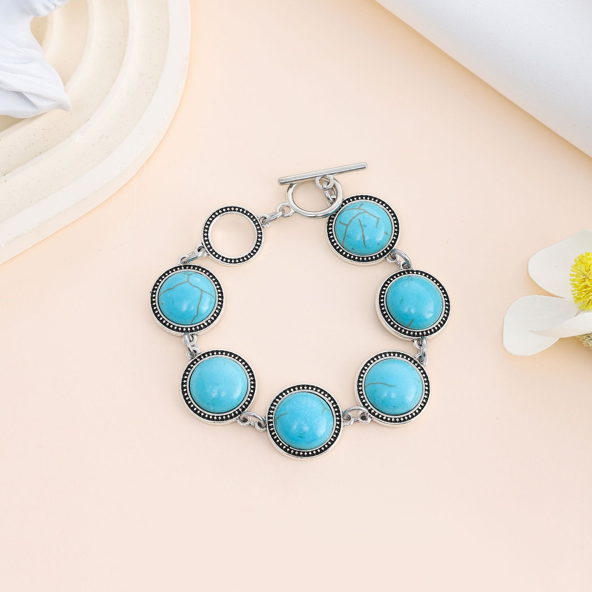 Свежий круглый геометрический браслет из зеленого камня с простым и элегантным — фото 7