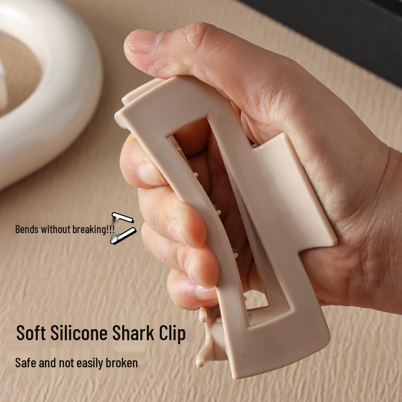 Soft Silicone Shark Clip: Anti-Collision Hair Accessory with Durable, Anti-Slip Grip