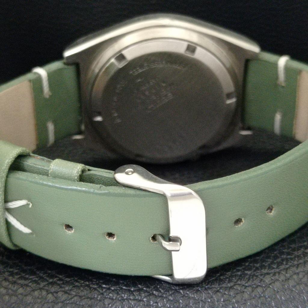 VINTAGE SEIKO 5 AUTOMATIC JAPAN 7009A MENS GREEN COLOR DIAL WATCH a701309-5 R206a-a701309