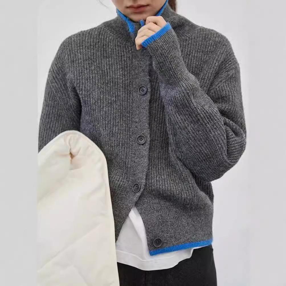 Женский свитер-куртка с высоким воротником 2025 Осень-Зима Новинка Простой Дизайн Чувство Лацкан Свободный Повседневный Свитер Кардиган Женский One Size серый 2759₽