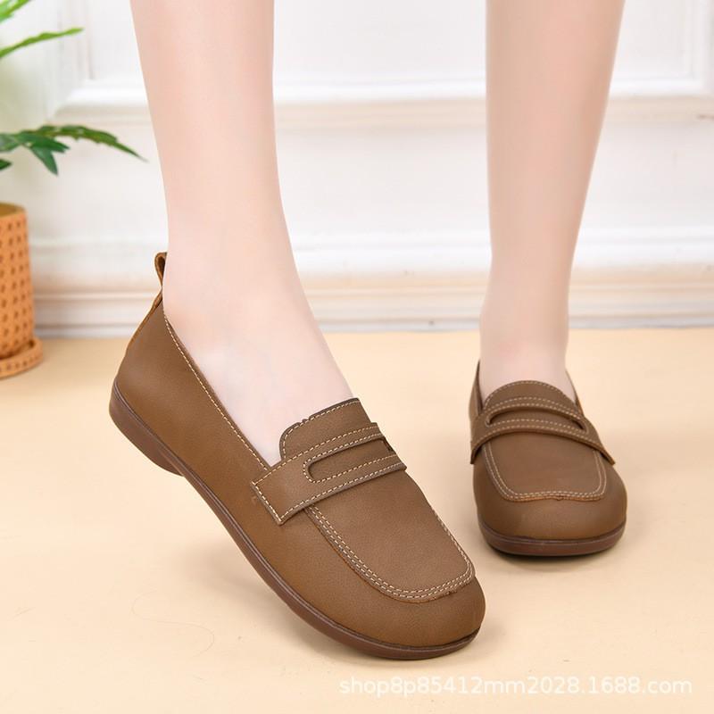 Comfortable Slip-On Flat Shoes Women Soft Sole Non-Slip Casual Loafers Middle Aged Senior Ladies
