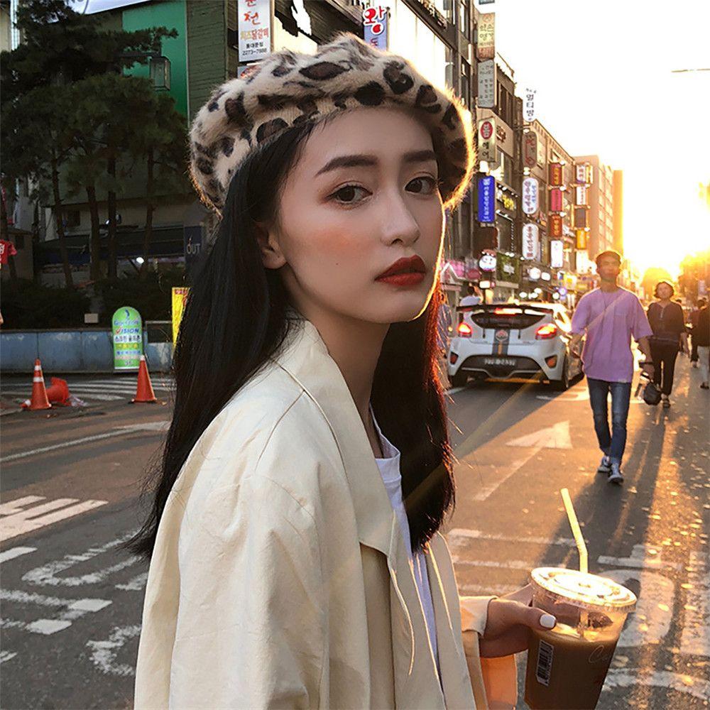 Fashion Winter Warm Beanie Hat Leopard Print Hat Beret French Hat Berets for Women