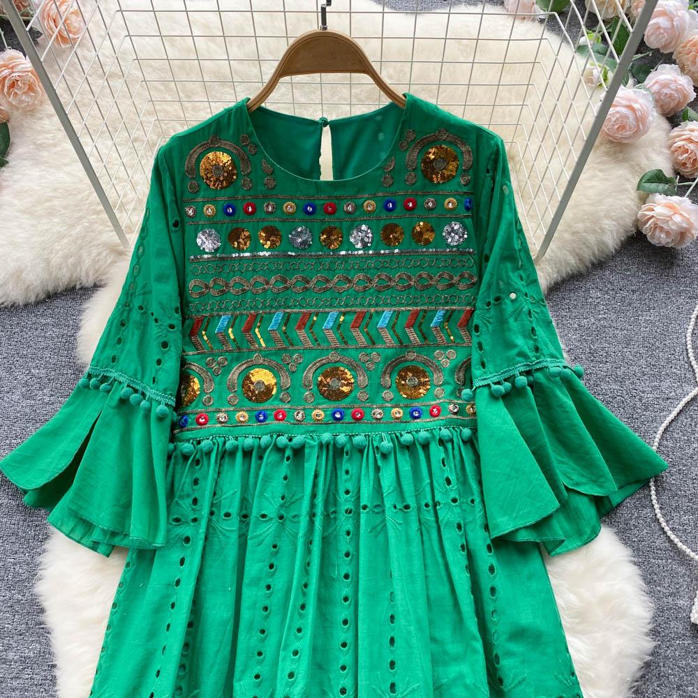 RUGOD French Retro Ethnic Embroidered Round Neck Flared Sleeve Dress Women's Loose Temperament All-match A-line Long Dress