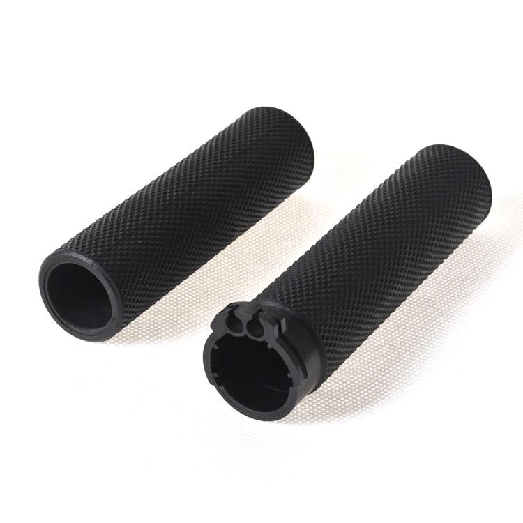 

Compatible Handlebar Grips for Harley XL883, 1200, X48, Dyna, Road King, Electra Glide Models