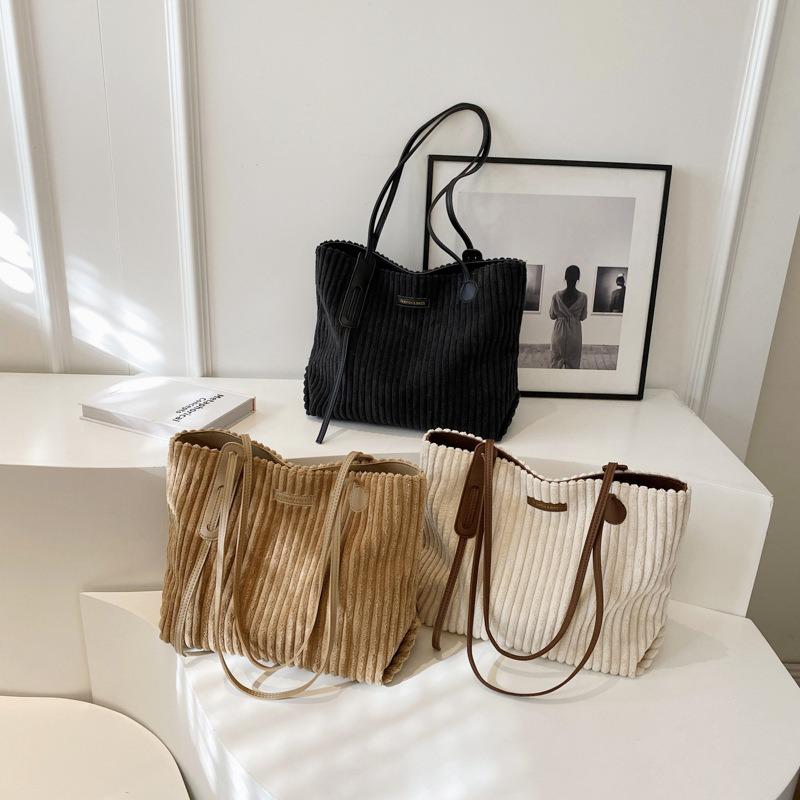 Corduroy Large-capacity Canvas Bag Winter New Niche Simple Work Commute Portable Shoulder Tote Bag