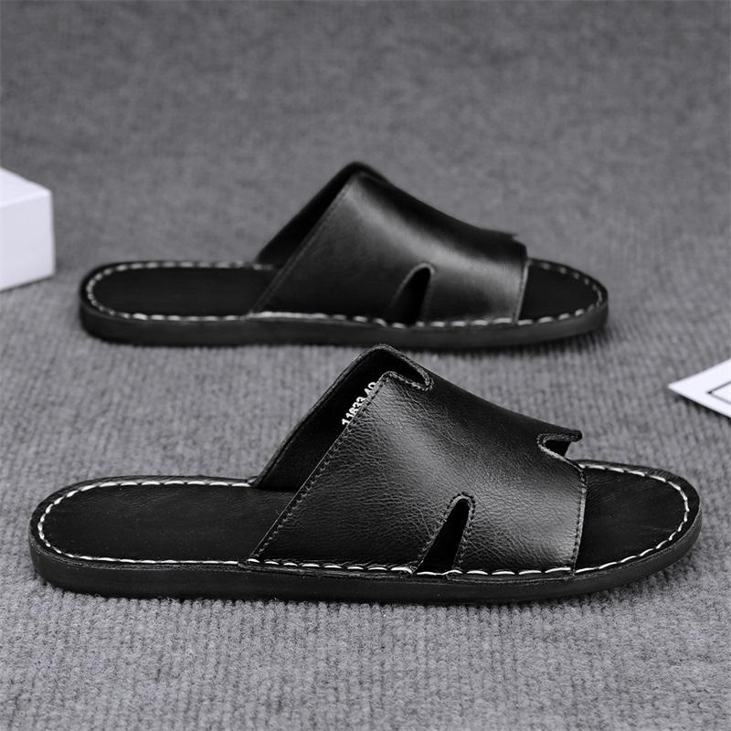 2025 New Designer Men Genuine Leather Slipper Summer Slides Simple Sandals Comfortable Cool Beach Shoes