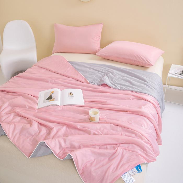 Cool Silk Pure Color Summer Quilt - Lightweight, Machine Washable, Thin Blanket for Air Conditioning