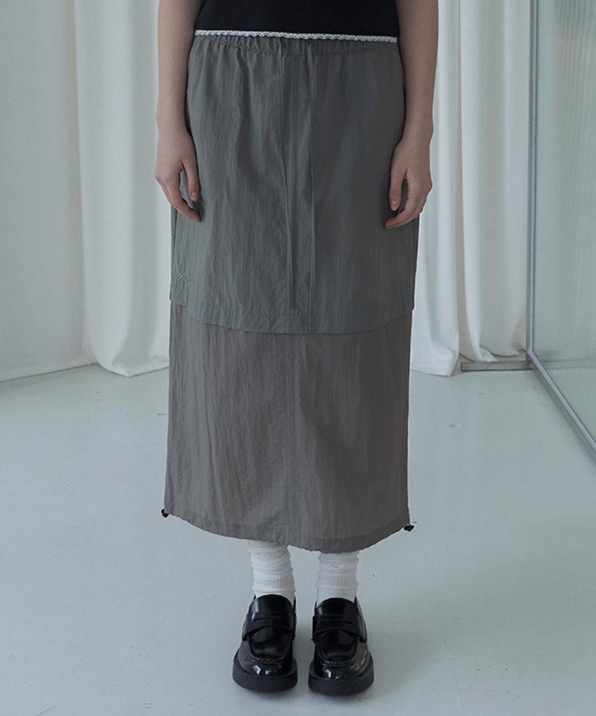 Epeueidi Tiered Skirt (Grey)