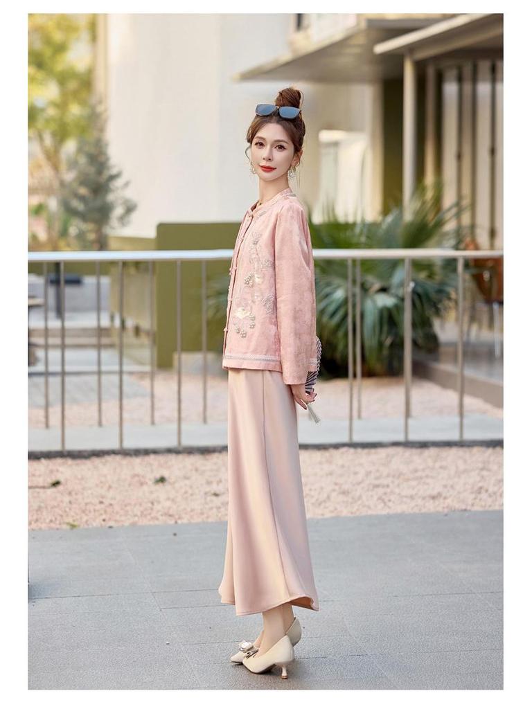 Neue Chinesische Art Frühling 2025 Perlen- & Paillettenstickerei Kurze Jacke mit Froschverschluss - YJ8517