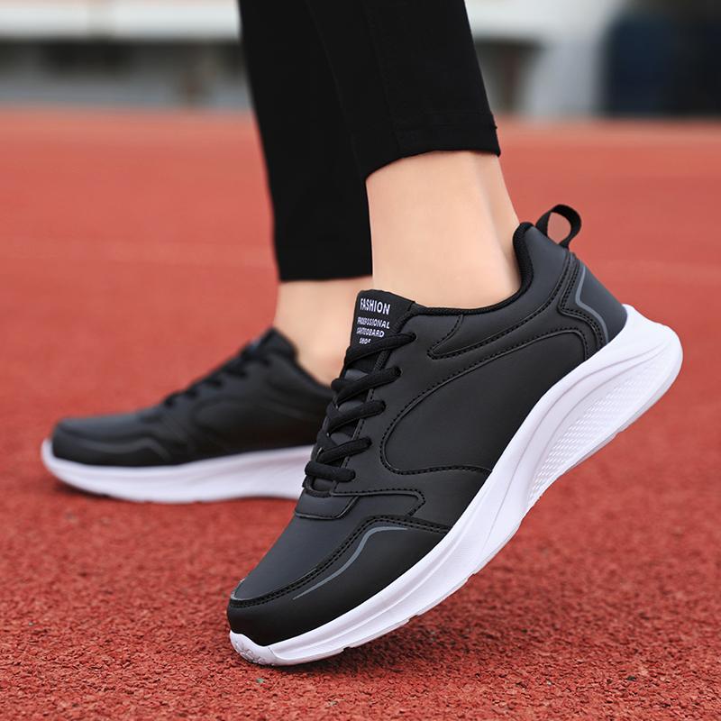 Chaussures de sport ultra légères et pratiques pour femmes, chaussures de sport de grande taille, printemps et automne