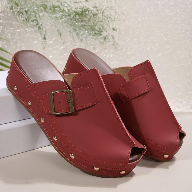Fashion Women's Platform Slippers Spring New Round Head Deep Mouth Rivet Metal Buckle Anti-slip Wear-resistant Sandals