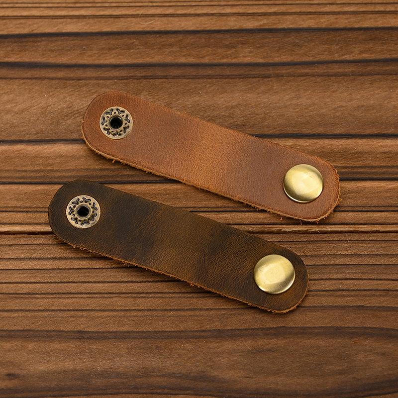 Leather Winding Device, Data Cable, Storage Buckle, Earphone Hub, Cable Management, Retro Crazy Horse Leather Handmade Small Gift.