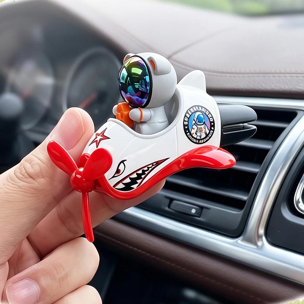 New Astronaut Propeller Car Fragrance Car Air Freshener Ornaments Decor Interior Decoration Auto Rotating Aroma Diffuser