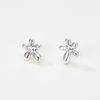 Findelise 925 Signature Daisy Earrings