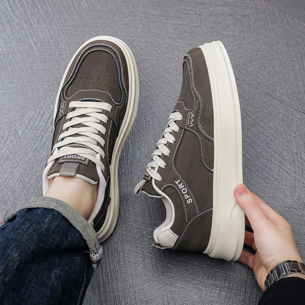 Men Thick Sole Casual Sneakers Korean Style Walking Board Shoes Comfortable Street Travel Daily Footwear Sizes 39-44