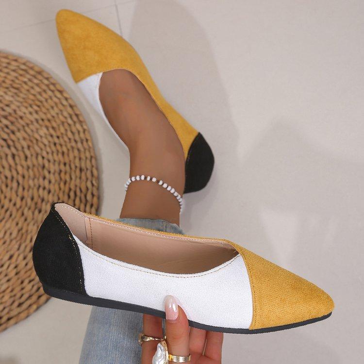 Women's Solid Color Large Size Slip-on Pointed Toe Color Matching Flat Bottom Shallow Mouth Comfortable Casual Shoes