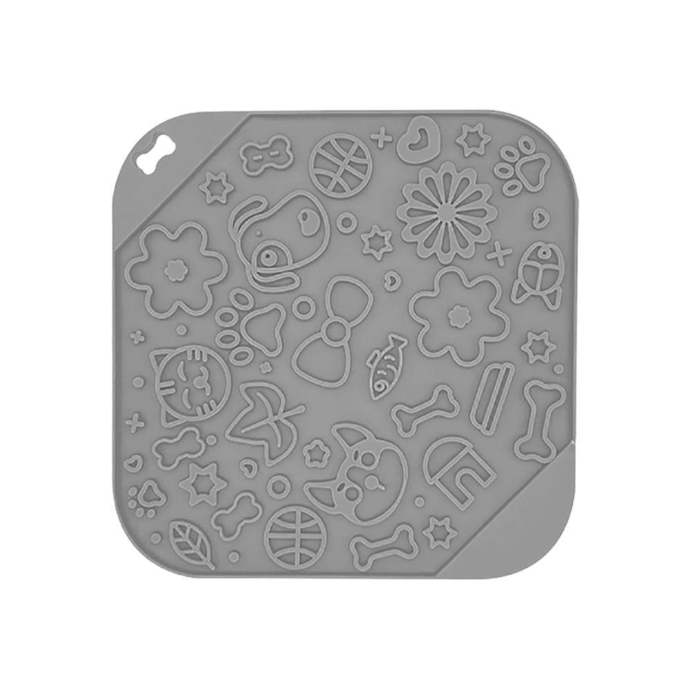 SW Pet Silicone Licking Pad Christmas Tree Flower Shape Cat Dogs Slow Feeder Plate for Pet Sucker Food Training Feeding Mat Bowl
